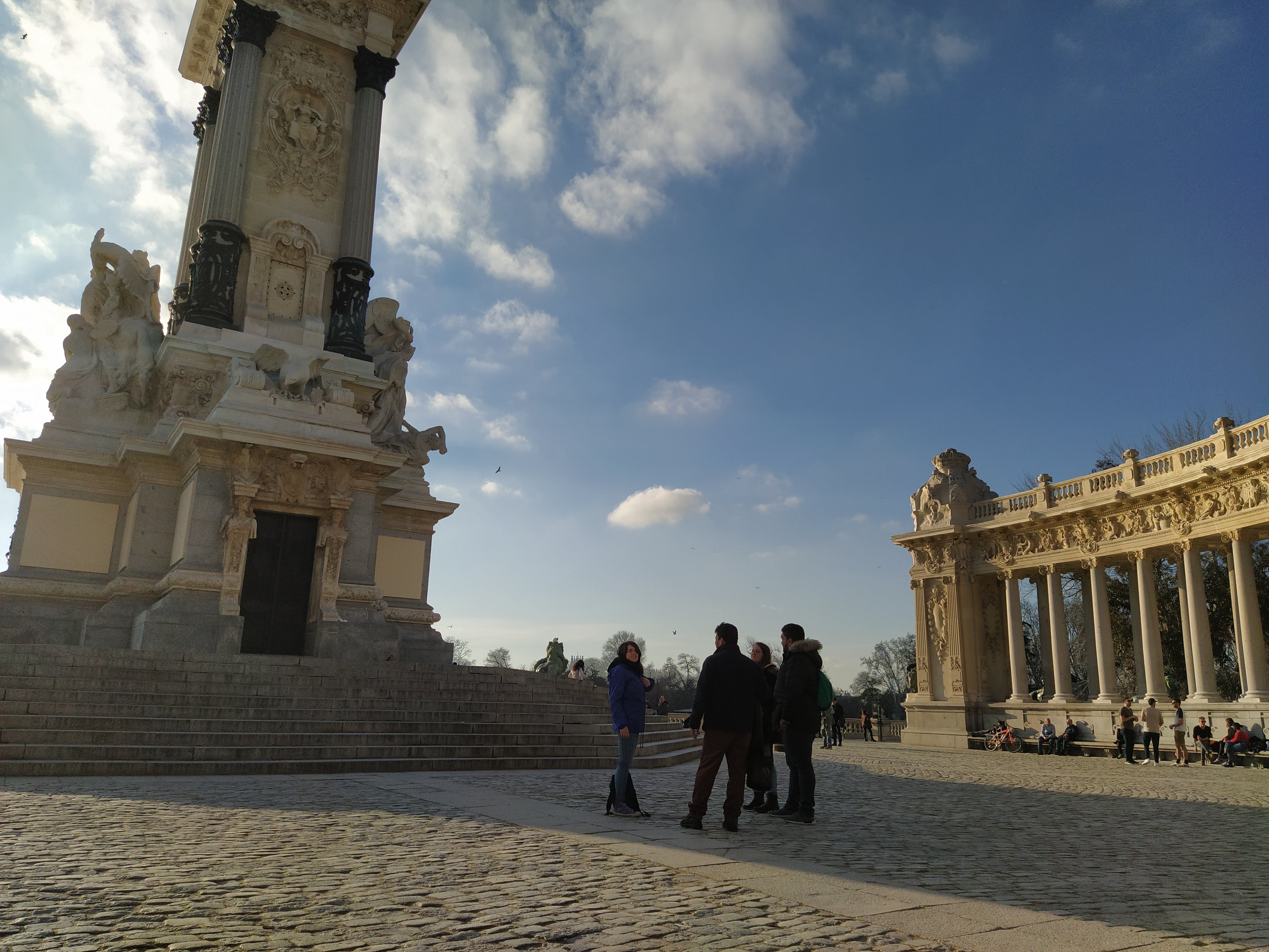 Private Tour Retiro Park and Cibeles Palace