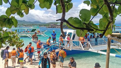 Best Boracay Island Hopping Tour Package – Puka Beach