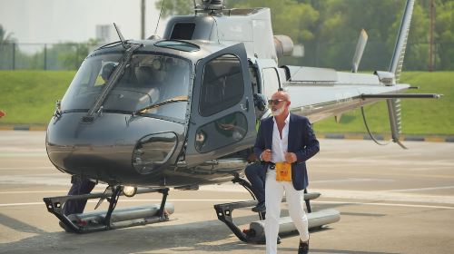 Helidubai Helicopter Tour in Dubai (12/17/22 Mins Optional)