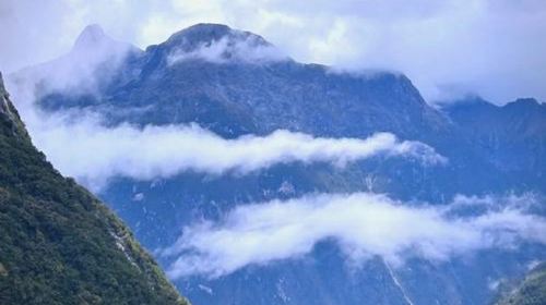 Queenstown Helicopter Round-Trip – Aerial Views of the Fjords – Southern Discoveries Cruise