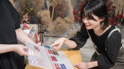 Oiran Studio Eight Colors: Oiran Transformation Costume Experience