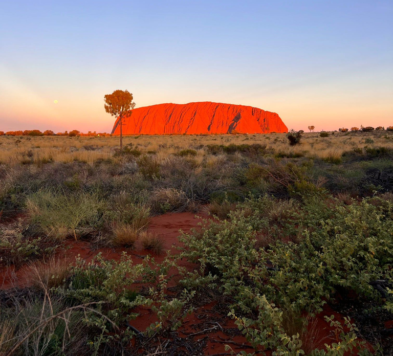 Uluru: 4-Day Rock to Rock Adventure Tour