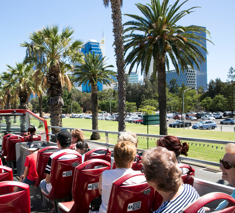 Perth: Hop-on Hop-off Sightseeing Bus Ticket