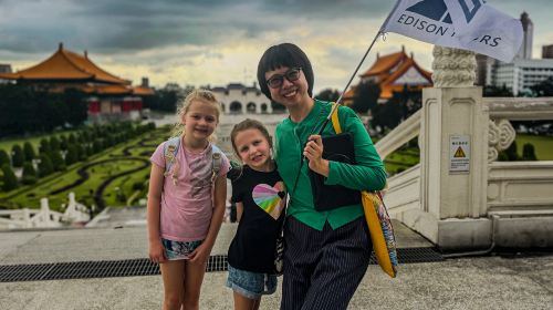 Half-day tour to Taipei Palace Museum + Chiang Kai-shek Memorial Hall + Martyrs' Shrine