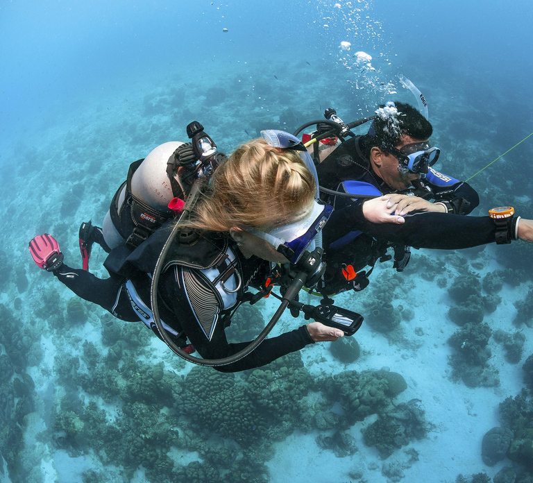 Abu Dhabi: Padi Advanced Open Water Course