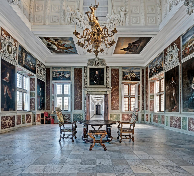 Hillerød: Frederiksborg Castle Entry Ticket