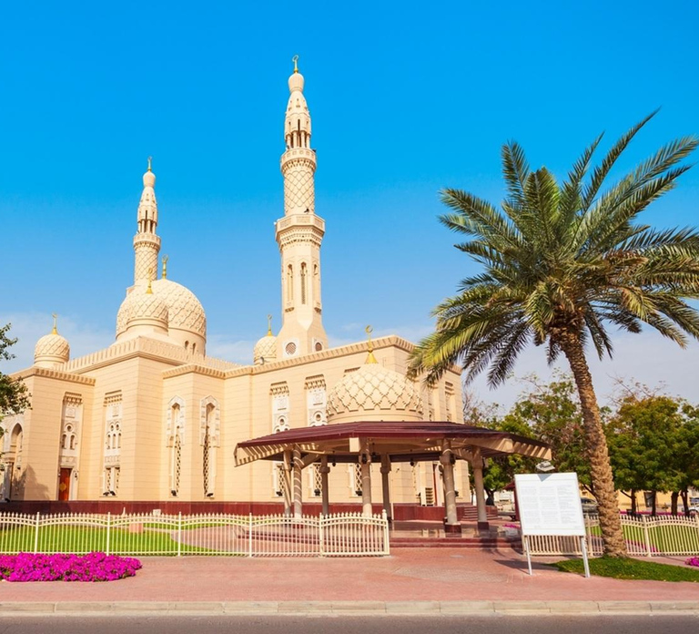 Dubai: City Tour with Burj Khalifa, Dubai Mall & Boat Ride
