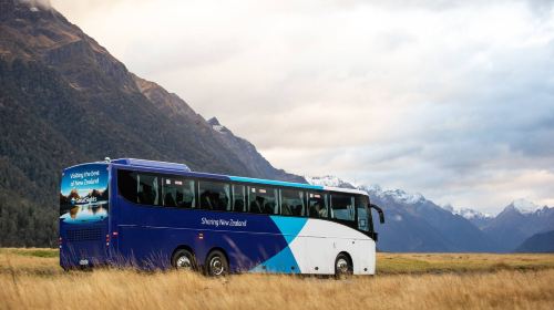 South Island Bus Tour from Christchurch - Christchurch to Mount Cook to Queenstown