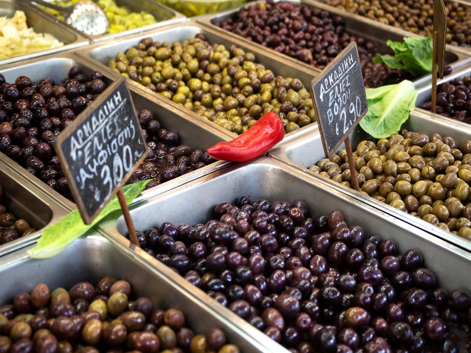 Private Athens Tour: Markets & Ancient Ruins Discovery