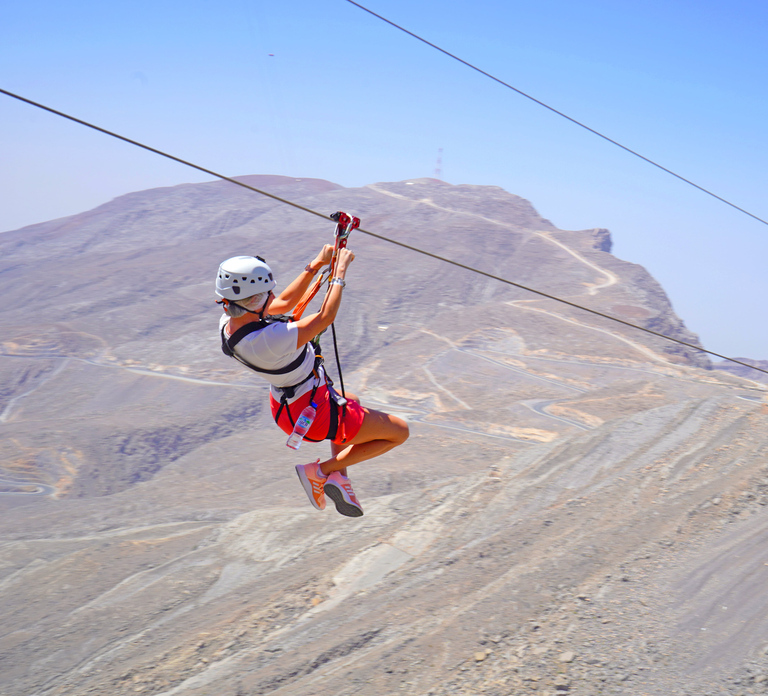 Ras al-Khaimah: Jais Sky Tour Zipline Adventure
