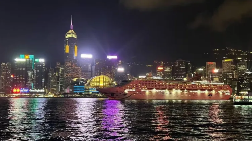 Hong Kong Victoria Harbour night cruise: luxury Dreamer sightseeing cruise ticket Transport Passes