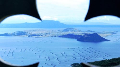 Philippines Manila Tagaytay 1-day tour – Tagaytay Starbucks, popular restaurant