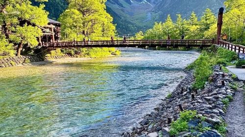 Japan's "Jiuzhaigou" + Nagoya Walking Kamikochi 1-Day Tour – Booking from 1 person with multilingual support