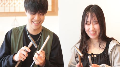 Choose one of three crafting workshops at the foot of Mount Fuji