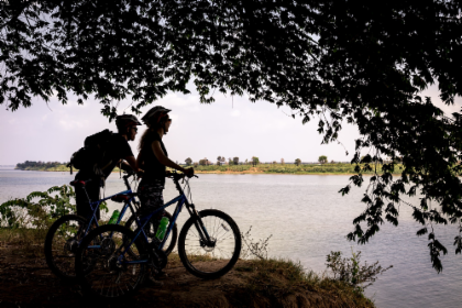 Phnom Penh: Countryside Bike Tour on the Silk Islands