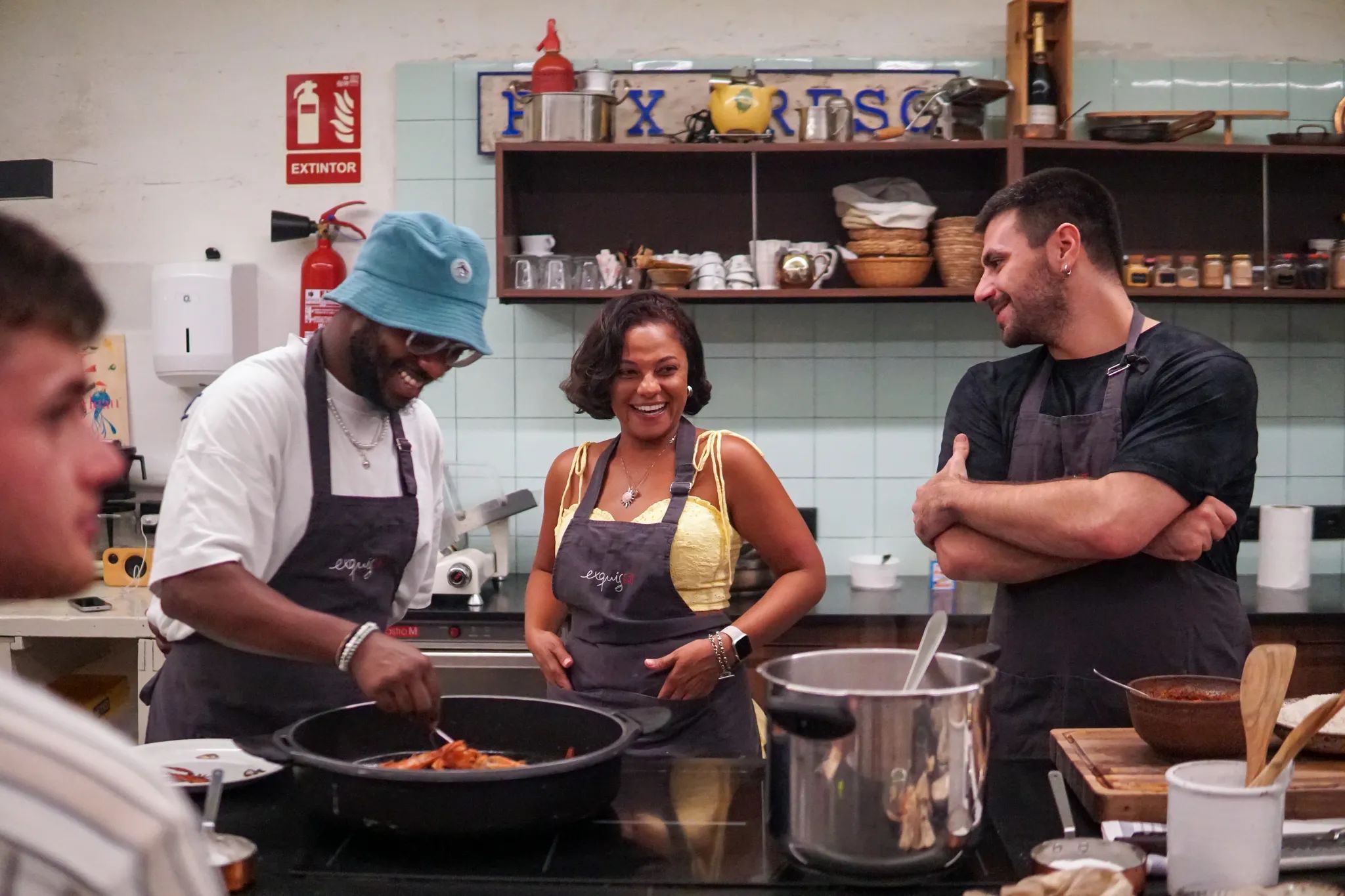 Gaudi Highlights & Paella Cooking Class Small Group