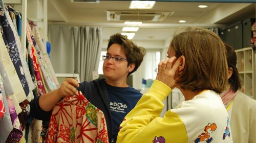 Tokyo · Sensō-ji: Step into History with a Kimono – Sensō-ji Kimono Photo Experience Day Tours