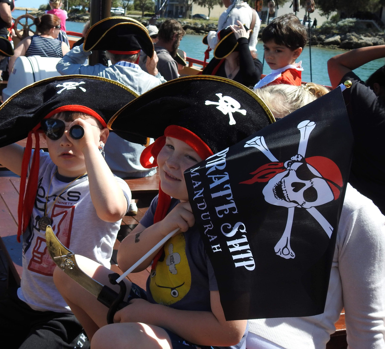 Mandurah Pirate Cruise