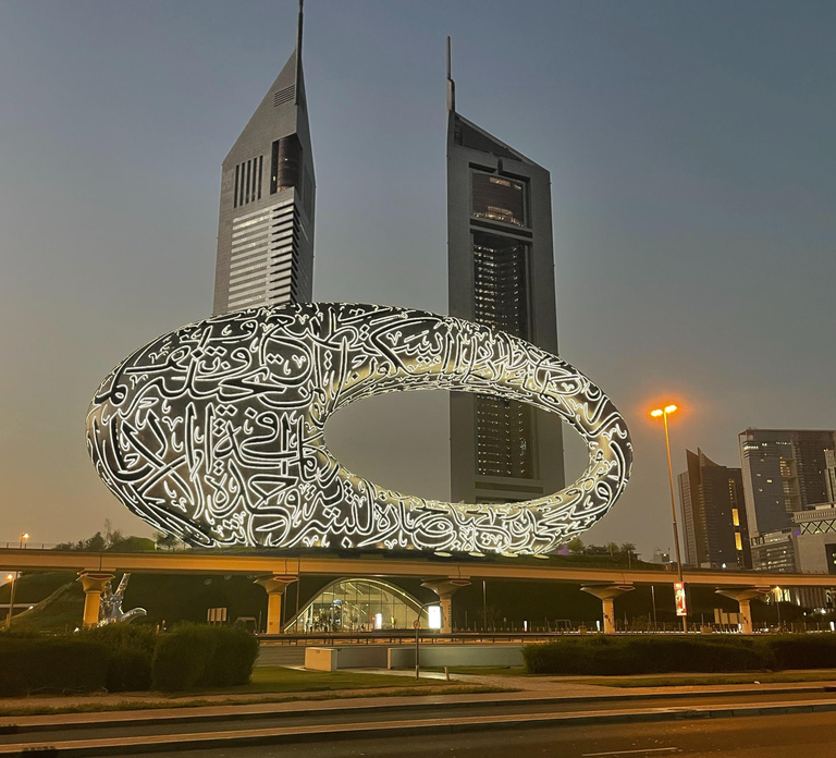 Dubai:Private Frame Entry, Mosque, Souks, Tastings& transfer
