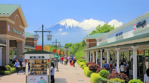 Tokyo Mount Fuji 1-day tour to Fuji Subaru Line 5th Station – Oshino Hakkai