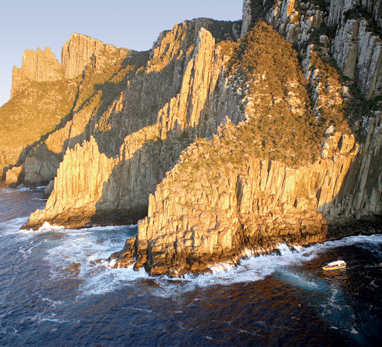 Tasman Peninsula Tour, Cruise & Port Arthur Historic Site