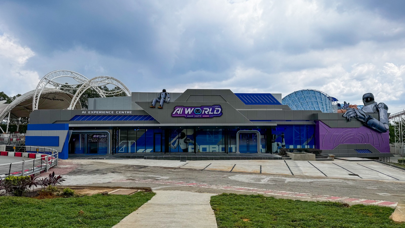 i-City Theme Park