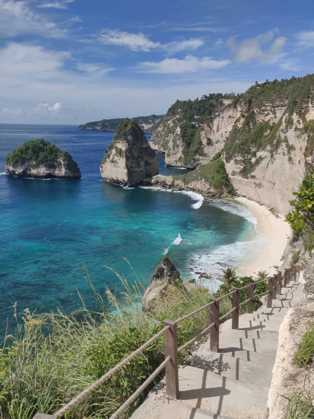 Nusa Penida East Tour Package with Return Fast Boat, Private Car & Lunch