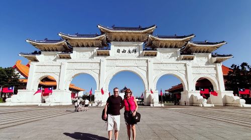 Taipei Private Car Charter Tour Day Tours