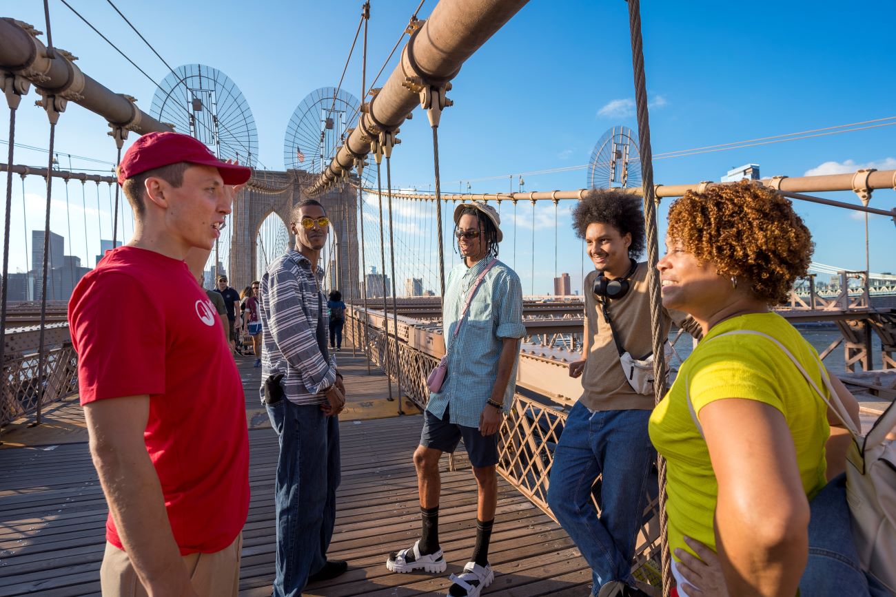 New York: Brooklyn Bridge & DUMBO Food Tour