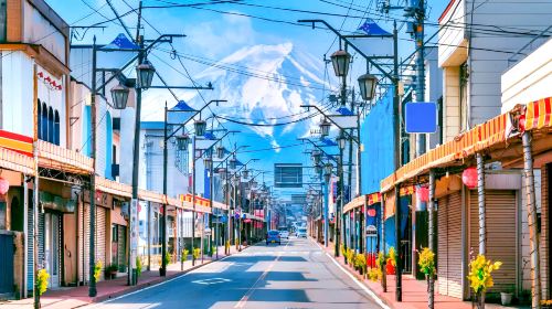 Iconic Fuji Adventure: Kawaguchiko, Stairway Town & Instagram Hotspots
