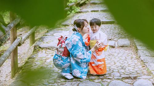 Japan Nara Fuji Kimono Nara Park Kasugataisha Shrine Mount Wakakusa Tōdai-ji Toshodaiji Deer Kimono Rental Kyoto Experience Booking Trip Moments Kiyomizu-dera Temple Photography