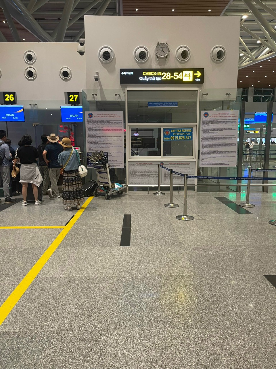 Ha Noi (HAN) International Airport Fast Track Service