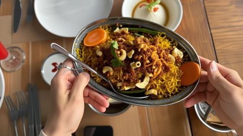 Secret Food Tours: Dubai mall and Burj Khalifa Day Tours
