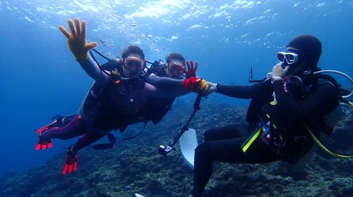 4-Hour Blue Cave Scuba Diving/Snorkeling Experience in Naha, Japan – Naha/Chatan Pickup & Drop-off