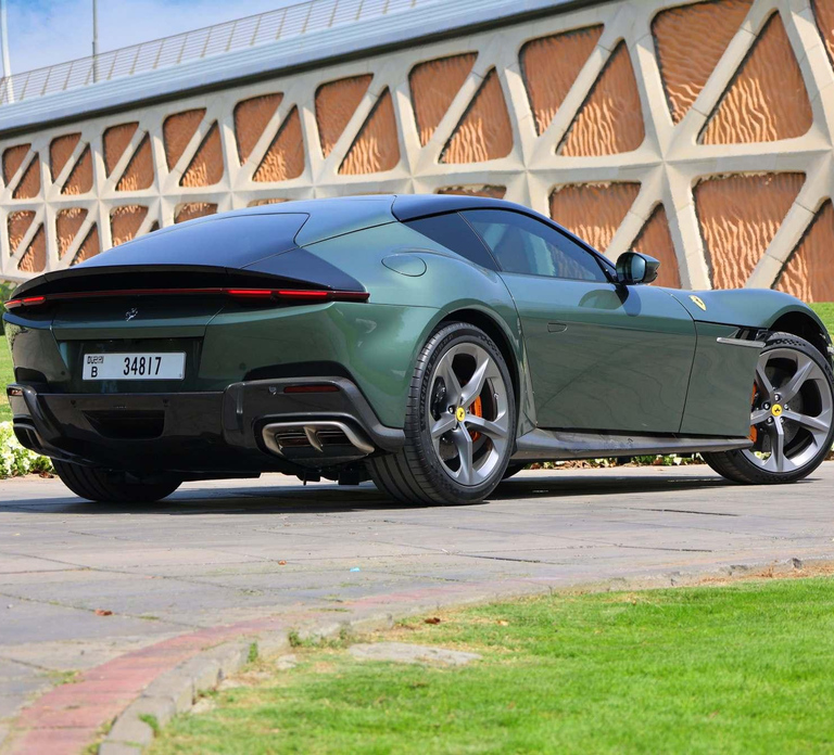 Dubai: Ferrari 12Cilindri 1-Day Rental, No Deposit Required