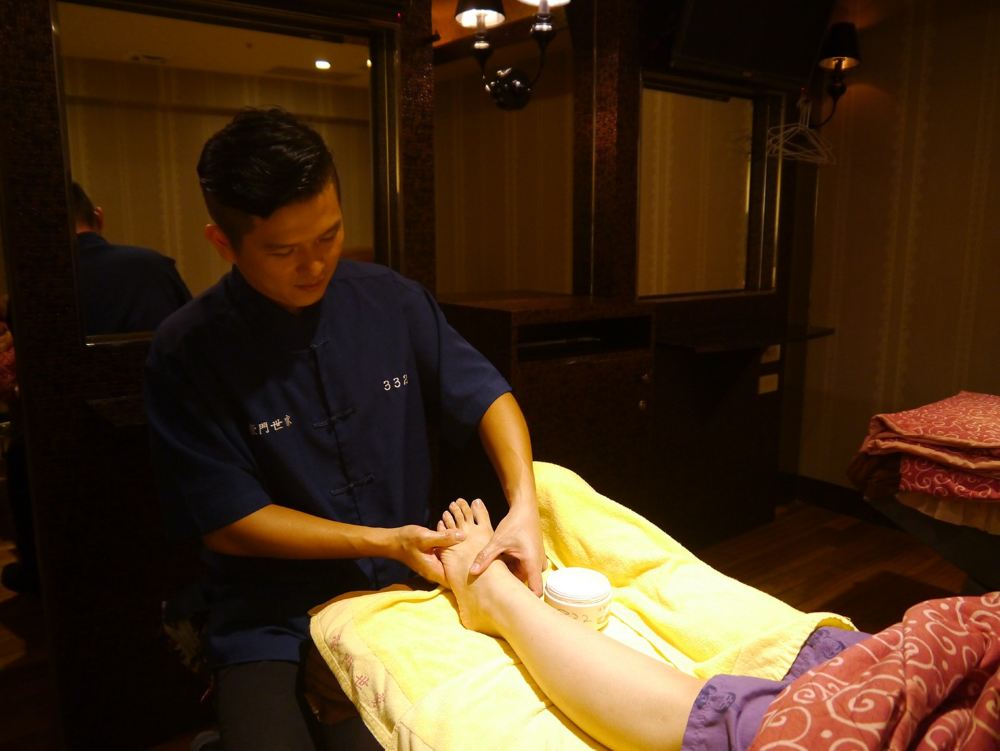 Massage Experience at Dynasty Barber Shop, Taipei Zhongshan
