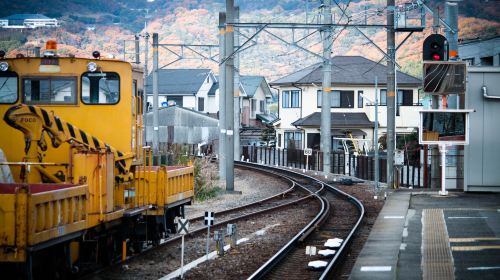 1-day tour to Shirahama, Wakayama with Conan-themed experience, including train ride to Kishi Station and Senjojiki