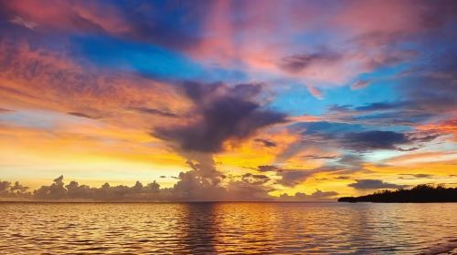 Boracay Island Sunset Sailing Boat Experience