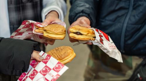 Exclusive Tokyo: Kichijoji Food & Bar Hopping with a Local Guide Day Tours