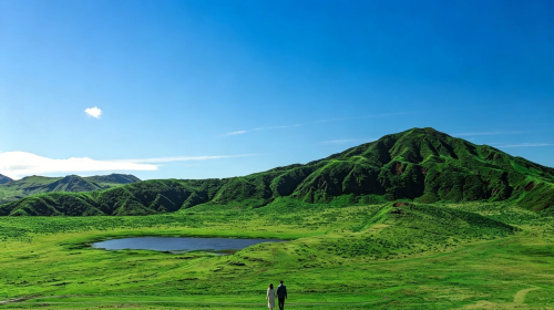 Fukuoka round-trip: 1-day tour to Mount Aso Kusasenri, Aso shrine and Kurokawa Onsen street walk