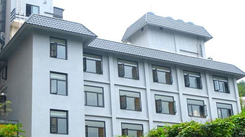 Beitou Waterhouse: Japanese-Style Public Bath Experience