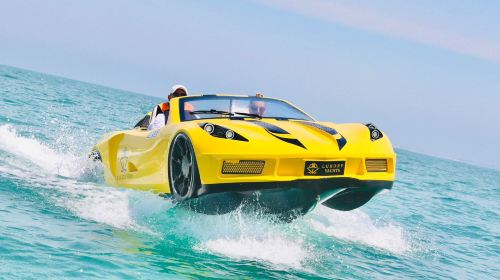 Dubai Jet Water Car Experience