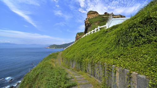 Taipei Bitou Cape Park + Zhengbin Fishing Port + Heping Island Geopark + Keelung Miaokou Night Market one-day tour