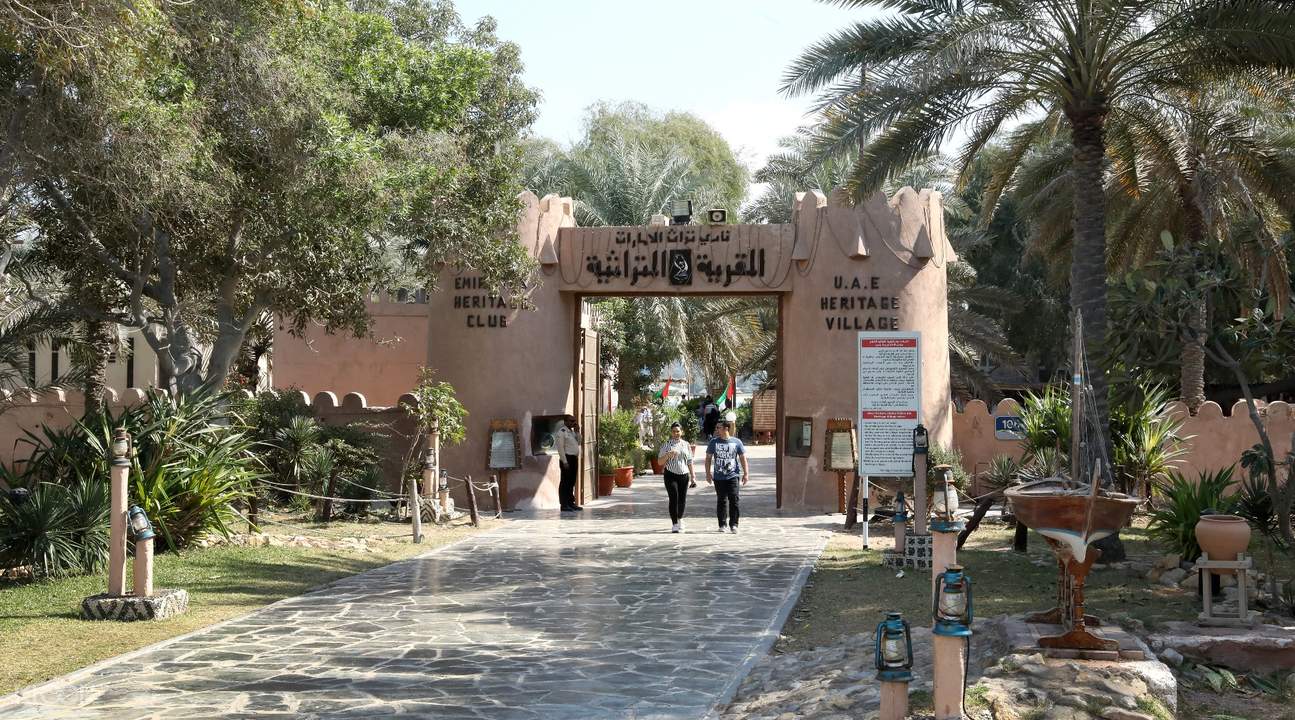 Abu Dhabi City Tour with Louvre Art Museum from Dubai