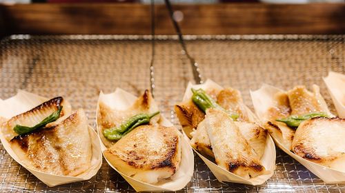 Yokohama Private Food Tours with a Local: 100% Personalized Day Tours