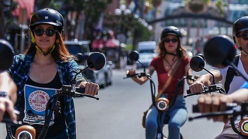 San Diego Guided Scooter Tour: Downtown & Balboa Park Highlights Day Tours