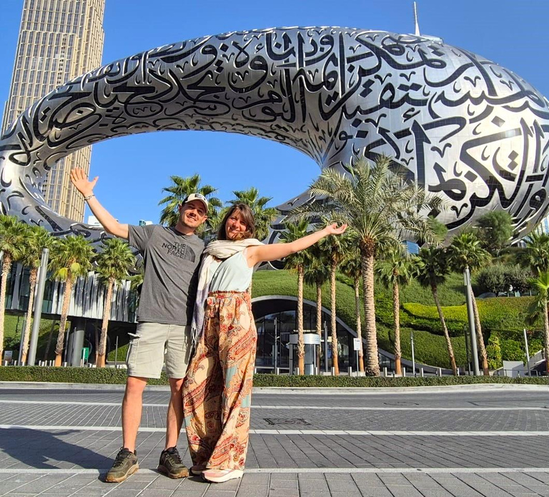 Dubai: Private City Tour with Frame and Burj Khalifa Ticket