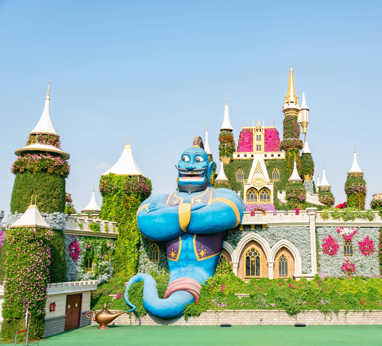 Private Dubai Frame & Miracle Garden Trip with Transfer
