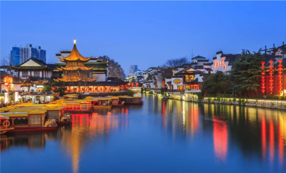 Nanjing Night Cruise on Outer Qinhuai River