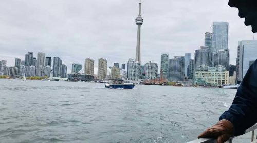 Toronto Lake Ontario + Art Gallery of Ontario Diverse Day Tour Day Tours